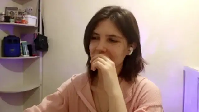 FluffyKisses online show from 03.10.26