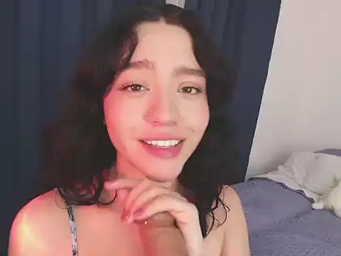 Katiieee online show from 05.04.26