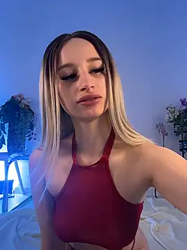 ScarletFlameee online show from 05.28.26