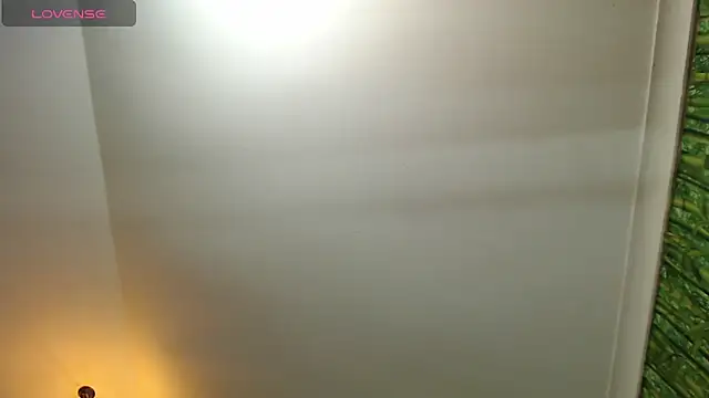 Snapshot of HairyQuinn chatting on 10.30.25 HairyQuinn online show from 10.30.25