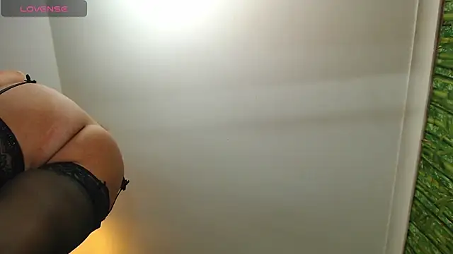 HairyQuinn online show from 11.12.25