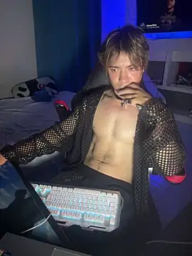 AngelLatinBoy online show from 04.01.26