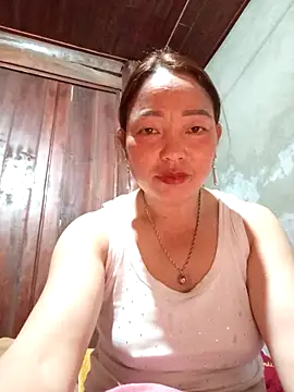 Yellow-pink online show from 03.29.26