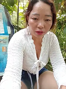 Yellow-pink online show from 07.20.26