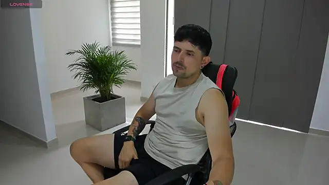 TroyeSavage online show from 03.10.26