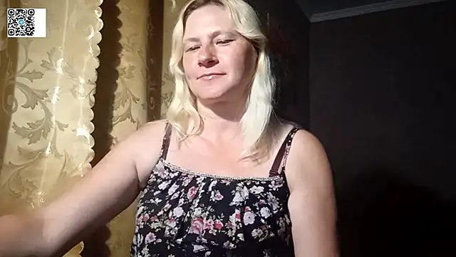 DiamondLady555 online show from 07.07.26