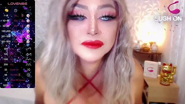 Snapshot of EmpressofLust chatting on 12.18.24 EmpressofLust online show from 12.18.24