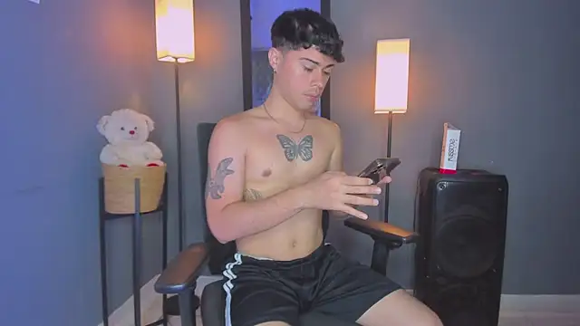 Soft Temptationxx online show from 03.10.26