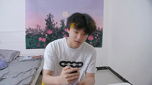 icecream-002 online show from 04.14.26