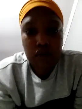 Snapshot of phumubabexx chatting on 03.18.26 phumubabexx online show from 03.18.26