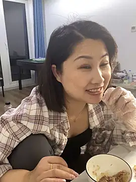 xiaoyi-10 online show from 04.13.26