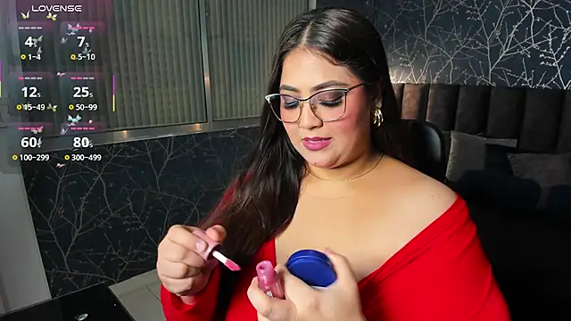 Charlottxl online show from 04.26.26