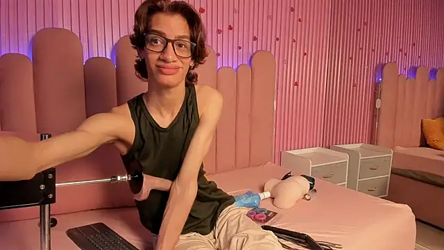 willturneer online show from 04.05.26