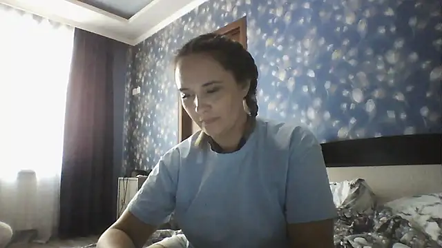 Snapshot of Alisa07qw chatting on 06.01.26 Alisa07qw online show from 06.01.26