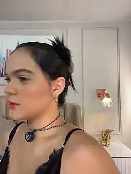 Snapshot of Bella-Ferrer chatting on 06.09.26 Bella-Ferrer online show from 06.09.26