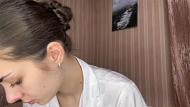 AylaLust online show from 04.23.26