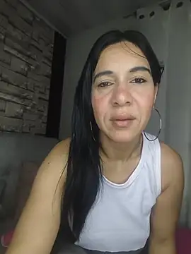 Camillemonroe  online show from 07.04.26