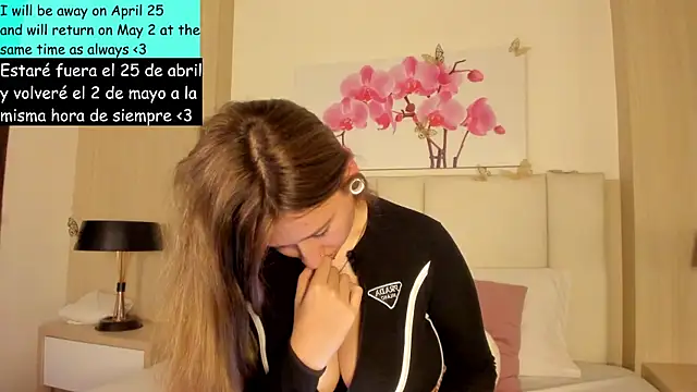 AmberVegaa online show from 04.18.26