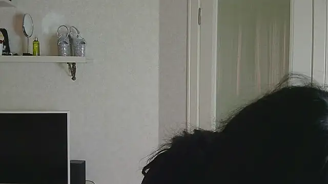 SaltedCaramely online show from 07.03.26