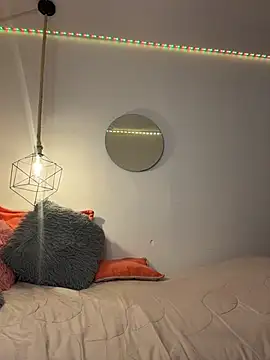 zoe  baker online show from 04.25.26