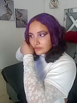 Liily Foxxy online show from 04.16.26