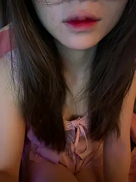 Snapshot of Cum-withyou chatting on 04.25.26 Cum-withyou online show from 04.25.26