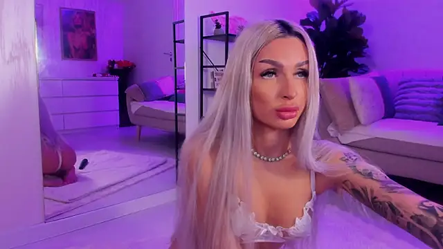 ArianaXO  online show from 05.22.26