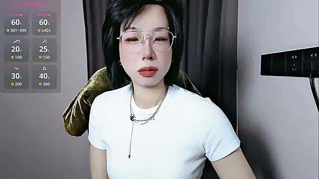 lin lin 520 520 online show from 04.27.26