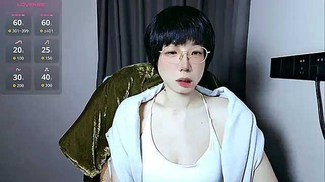 Snapshot of lin_lin_520_520 chatting on 05.06.26 lin lin 520 520 online show from 05.06.26