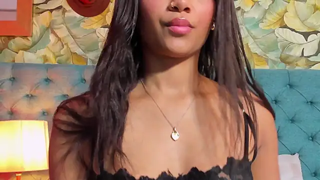 Snapshot of LiahGrey chatting on 08.02.26 LiahGrey online show from 08.02.26