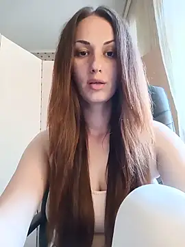 Snapshot of LunaCrystall chatting on 06.11.26 LunaCrystall online show from 06.11.26