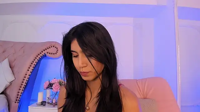 Snapshot of LucianaBlanco_ chatting on 04.07.26 LucianaBlanco online show from 04.07.26