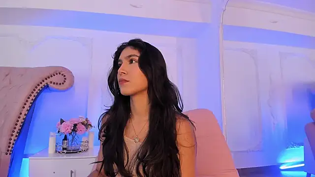 Snapshot of LucianaBlanco_ chatting on 04.12.26 LucianaBlanco online show from 04.12.26
