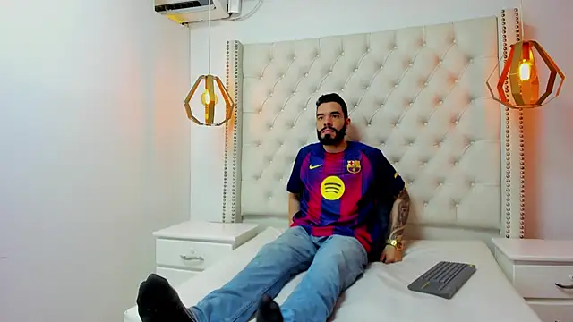 JEAN LEWIS2 online show from 04.25.26