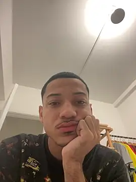 onllyguh22 online show from 03.11.26