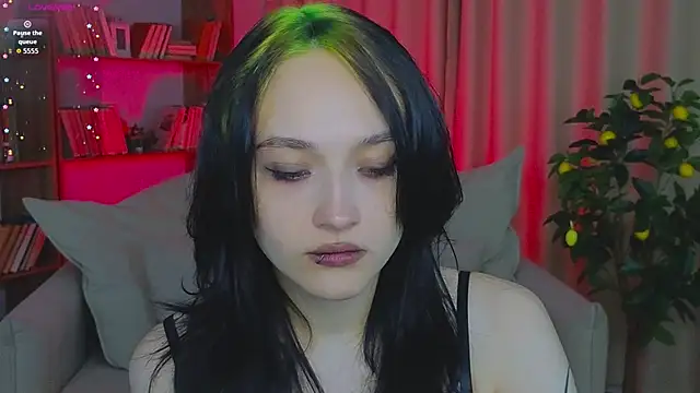 DarcyBlackwood online show from 04.18.26