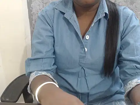 Snapshot of Naughty_Sana chatting on 04.13.26 Naughty Sana online show from 04.13.26