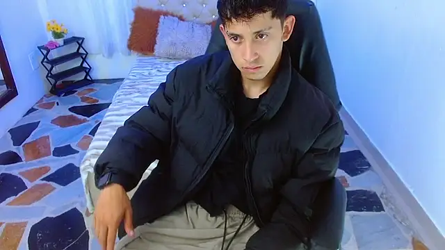 Kei 23 online show from 04.07.26