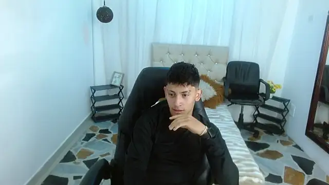 Kei 23 online show from 04.15.26