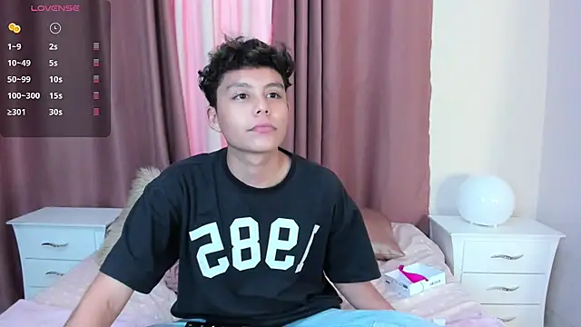 chico medusa online show from 04.04.26