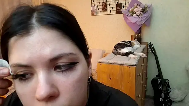 MiaTemptress online show from 04.21.26