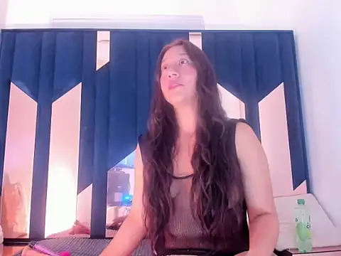 IvonneSkariel online show from 03.15.26