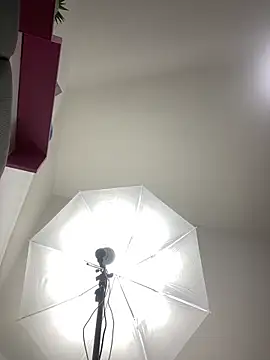 LINDA EF online show from 04.16.26