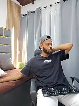 Oliver bigblack cock online show from 04.06.26