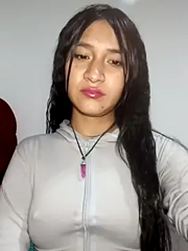 KarolaMendez online show from 07.05.26