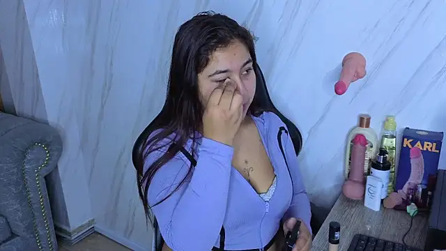 Lunafemme tf online show from 04.25.26