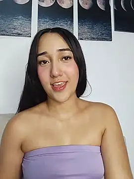 isabellaHill2 online show from 04.26.26