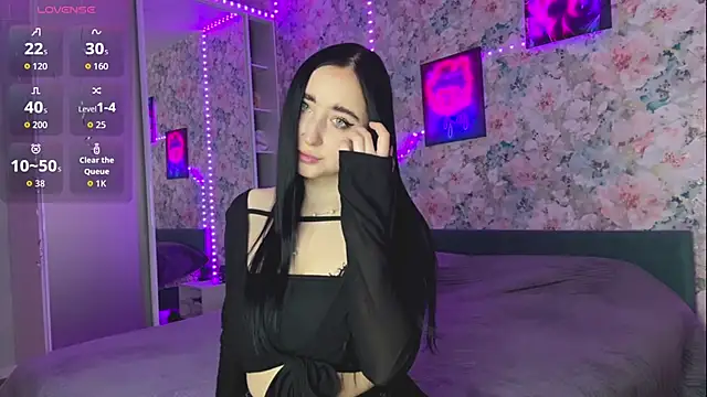 LizzyMooore online show from 04.04.26