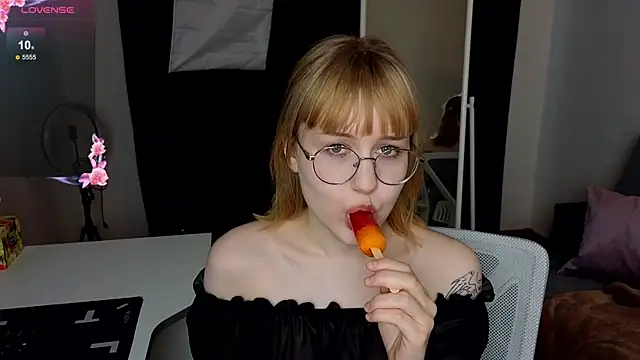 TheaQuill online show from 03.30.26