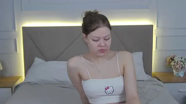 Sophie Rays online show from 03.18.26